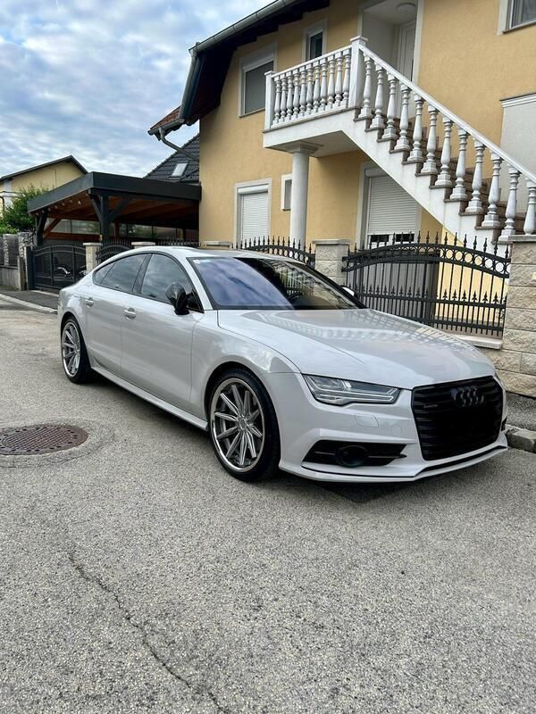 Grau Gebraucht 2016 Audi A7 S-Line Kleinwagen | 36.000 € (Teuer) - Bild 1/4