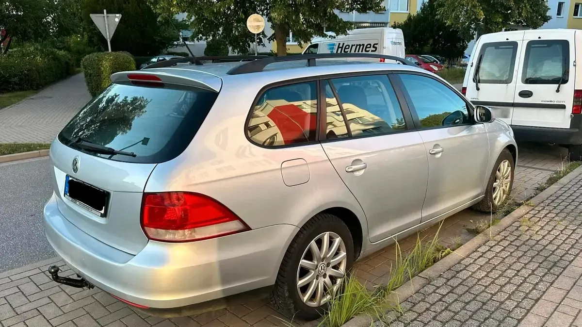 Gebraucht VW Golf V 122 PS (89 kW) 2009 Silber Kombi