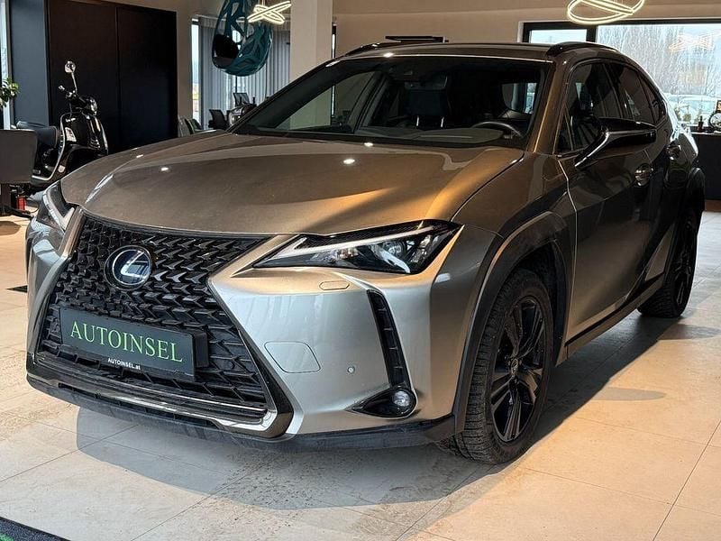 Grau Gebraucht 2021 Lexus UX 250h SUV | 21.000 € (Guter Preis) - Bild 1/4