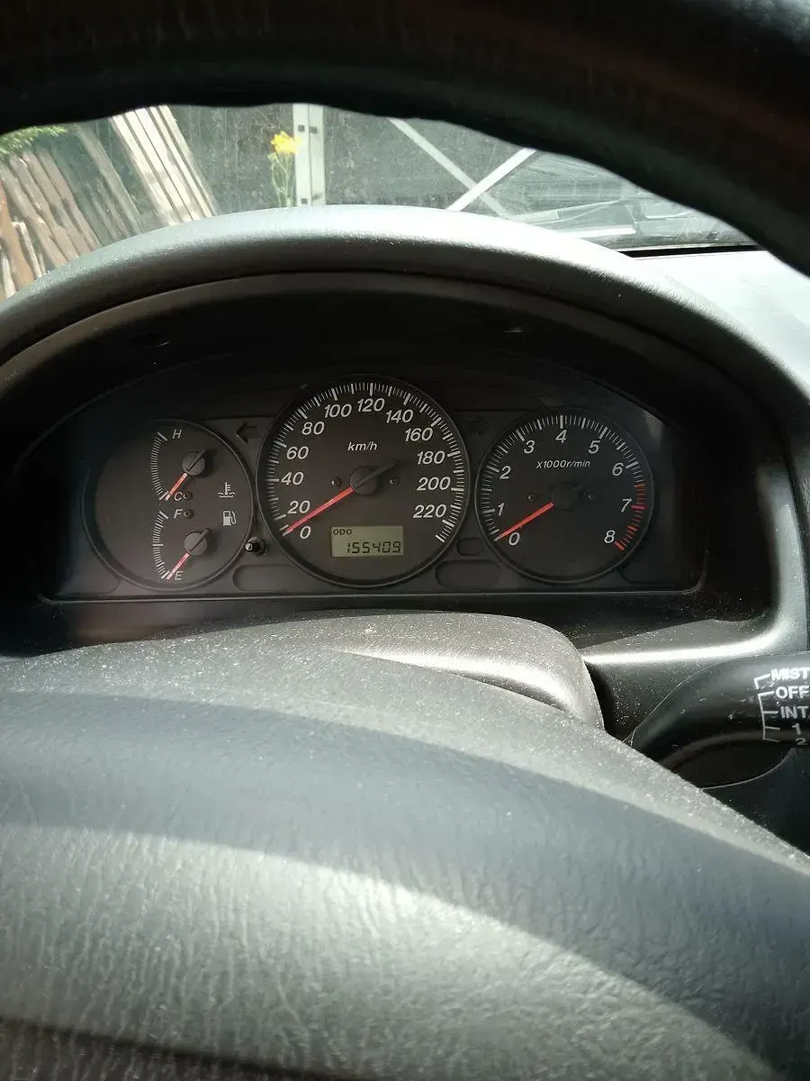 Gebraucht Mazda 323F Sportive 100 PS (73 kW) 2002 Silber Limousine