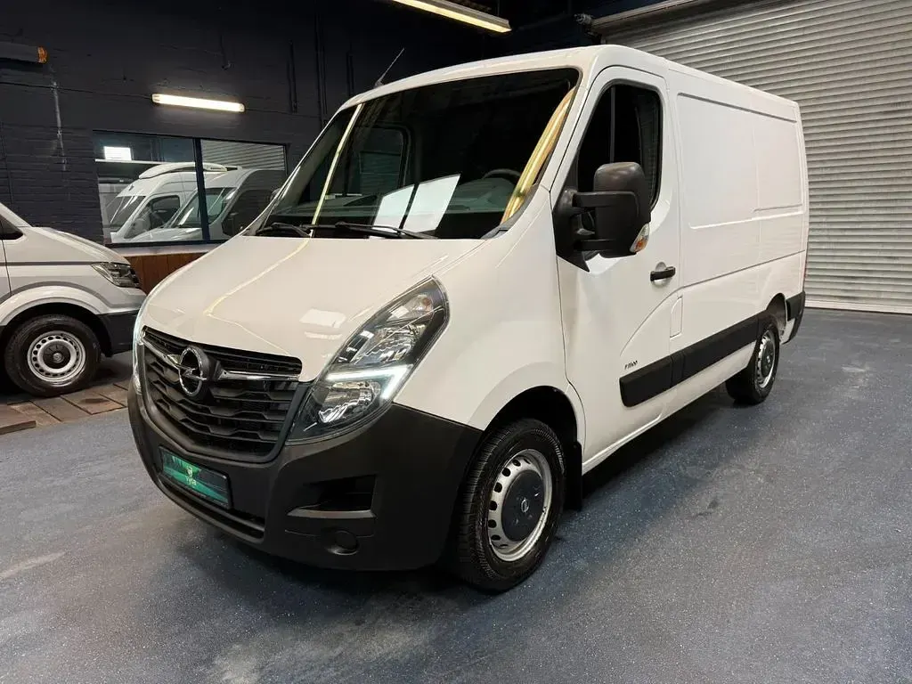 Gebraucht Opel Movano 136 PS (100 kW) 2019 Weiß Van / Kleinbus