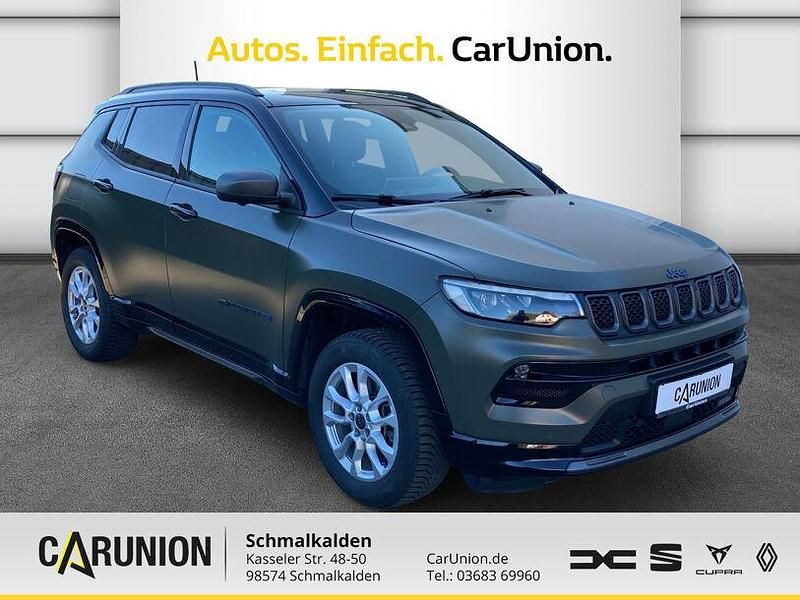 Gebraucht Jeep Compass Limited 131 PS (96 kW) 2021 Matte green SUV