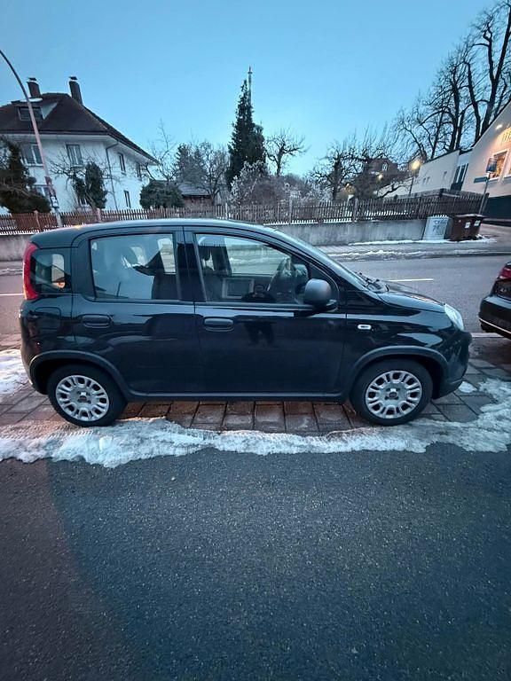 Gebraucht Fiat Panda 69 PS (50 kW) 2022 Schwarz Kleinwagen