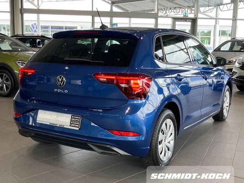 Gebraucht VW Polo Life 95 PS (69 kW) 2024 Blau Limousine
