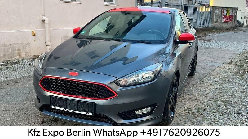 Gebraucht Ford Focus ST-Line 125 PS (91 kW) 2017 Schwarz Limousine