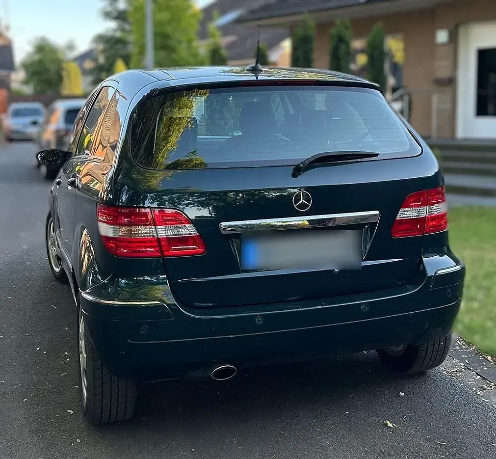 Gebraucht Mercedes B170 116 PS (85 kW) 2005 Grün Van / Kleinbus