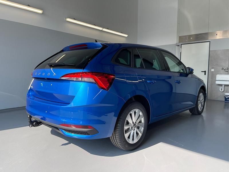 Neu Skoda Scala Selection 116 PS (85 kW) 2026 [8x8x] race blue metallic [8x8x] race blue metallic Kleinwagen