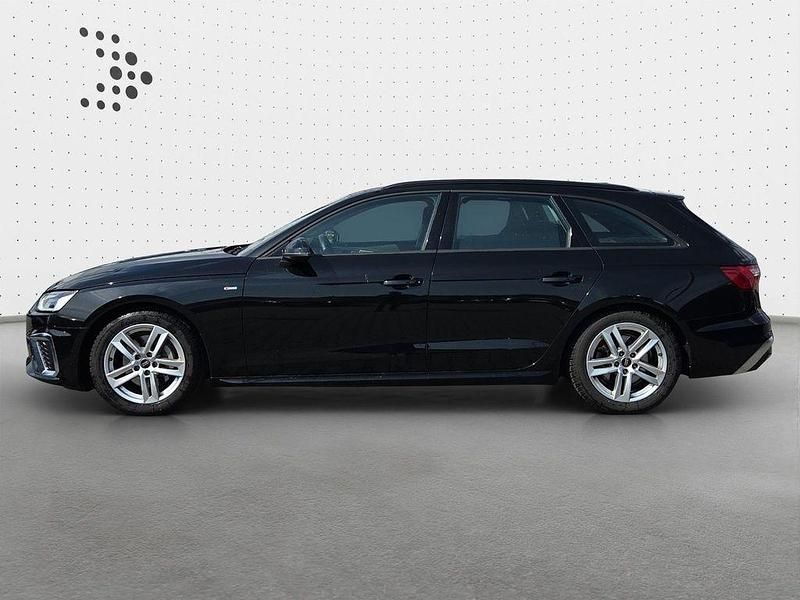 Gebraucht Audi A4 S-Line 204 PS (150 kW) 2024 Mythosschwarz metallic Kombi