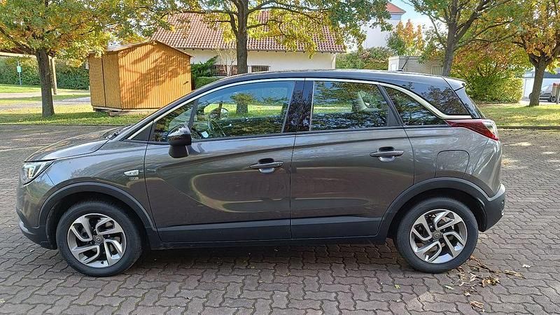 Grau Gebraucht 2020 Opel Crossland S SUV | 14.500 € (Fairer Preis) - Bild 1/4