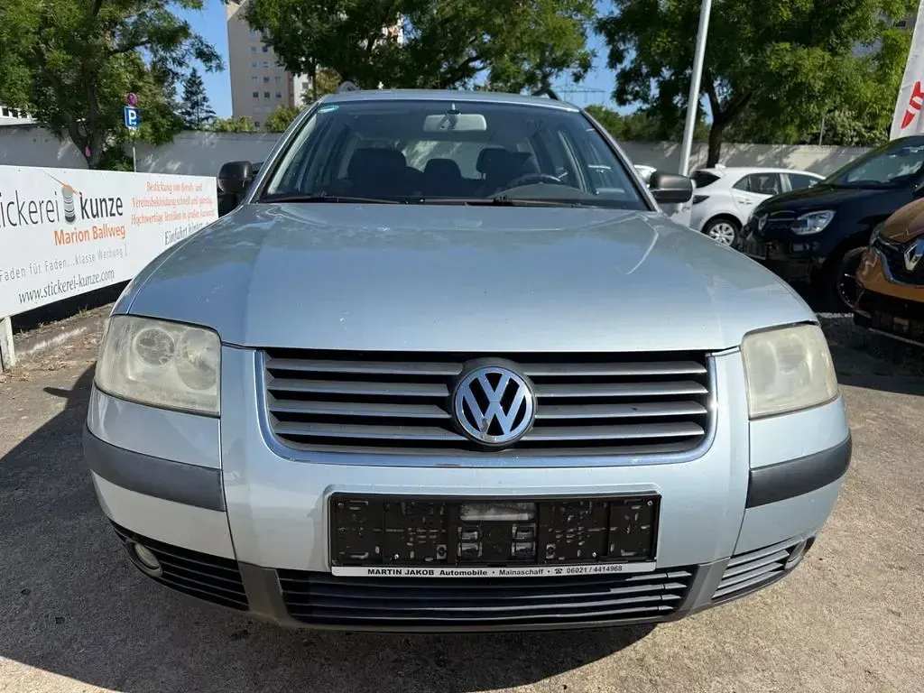 Gebraucht VW Passat Comfortline 131 PS (96 kW) 2003 Grau Kombi