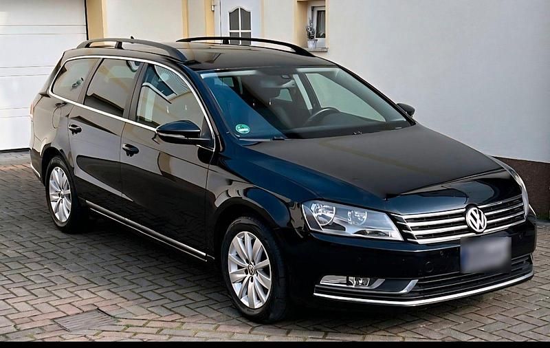 Gebraucht VW Passat Trendline 140 PS (102 kW) 2012 Schwarz Kombi