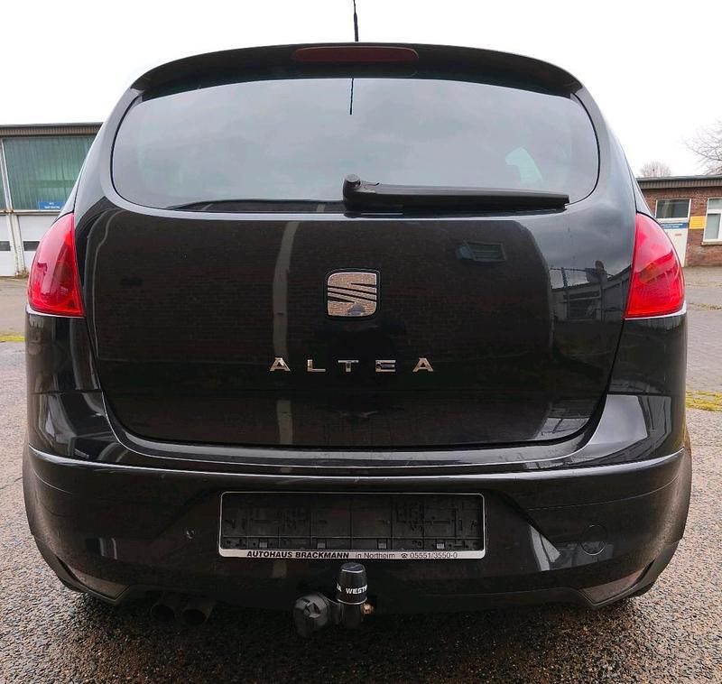 Gebraucht Seat Altea 105 PS (77 kW) 2009 Schwarz Limousine