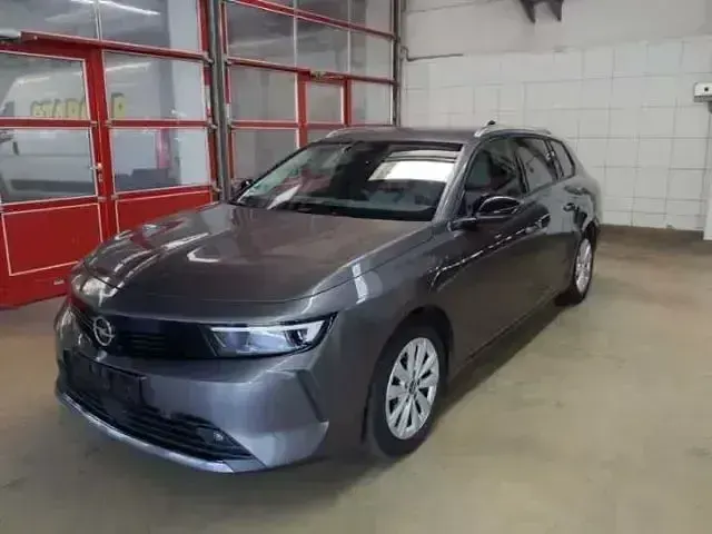 Używany Opel Astra Elegance 131 KM (96 kW) 2023 Szary Hatchback