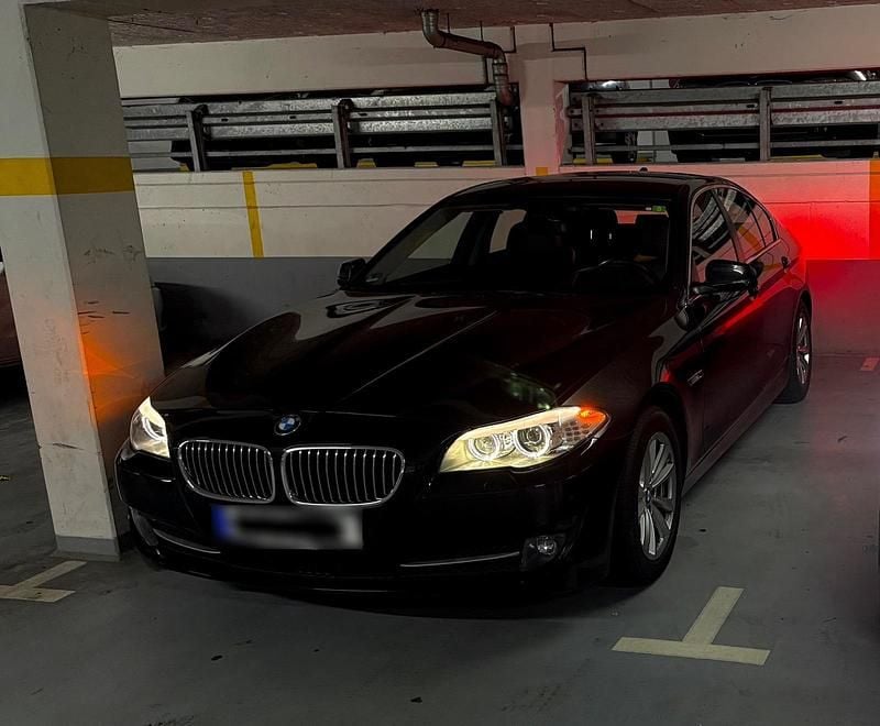 Gebraucht BMW 530 258 PS (189 kW) 2013 Schwarz Limousine