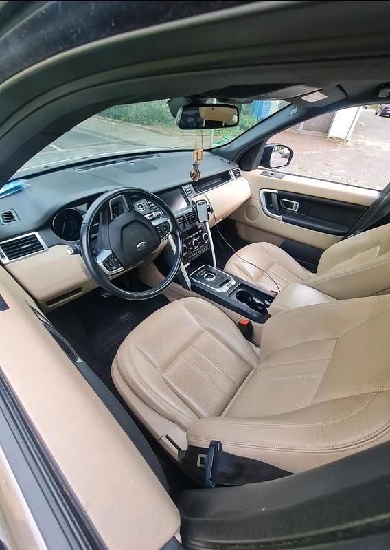 Braun Gebraucht 2017 Land Rover Discovery Sport HSE SUV | 18.000 € - Bild 1/4