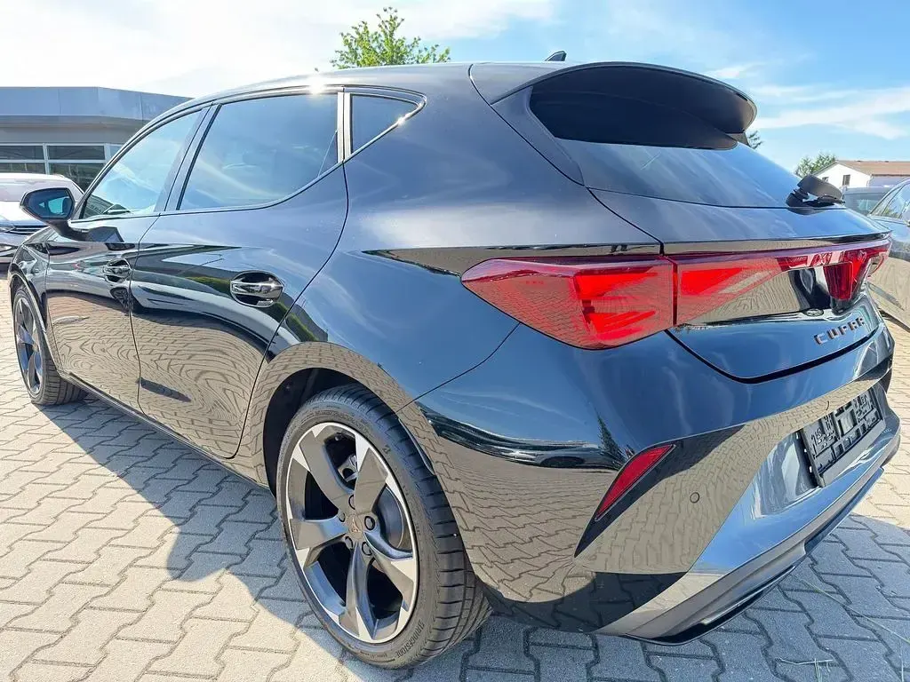 Gebraucht Cupra Leon 150 PS (110 kW) 2025 Schwarz Limousine