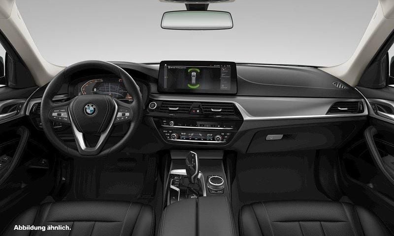 Second-hand BMW 520 Efficient Dynamics 190 CP (139 kW) 2023 Gri Break