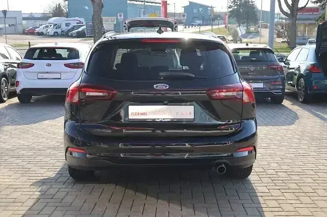 Gebraucht Ford Focus 120 PS (88 kW) 2023 Schwarz Kombi