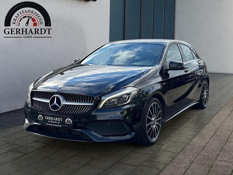 Schwarz Gebraucht 2018 Mercedes A180 AMG Limousine | 12.490 € (Superpreis) - Bild 1/4