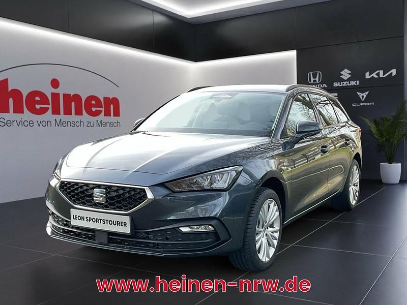 Neu Seat Leon 150 PS (110 kW) 2026 Grau Limousine