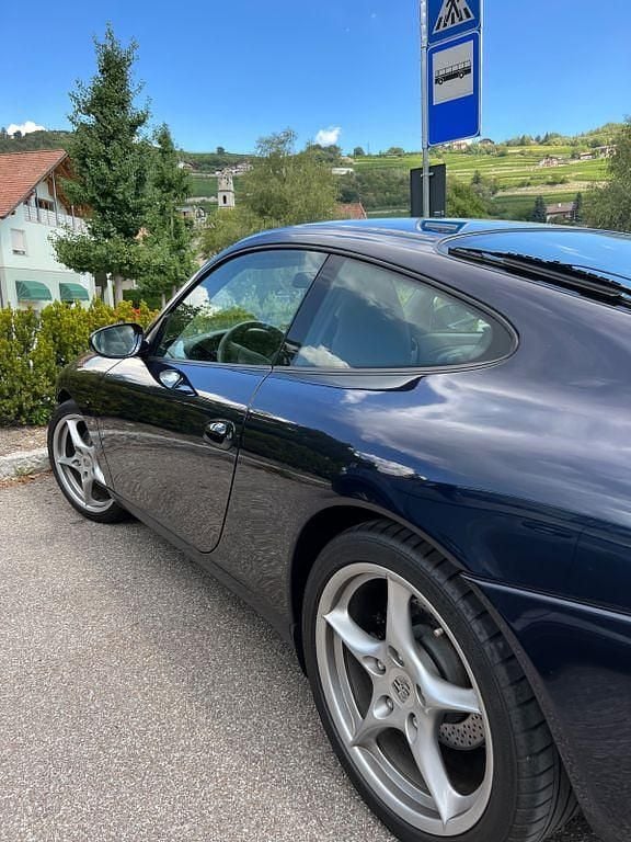 Gebraucht Porsche 911 Carrera 4 320 PS (235 kW) 2004 Blau Coupé