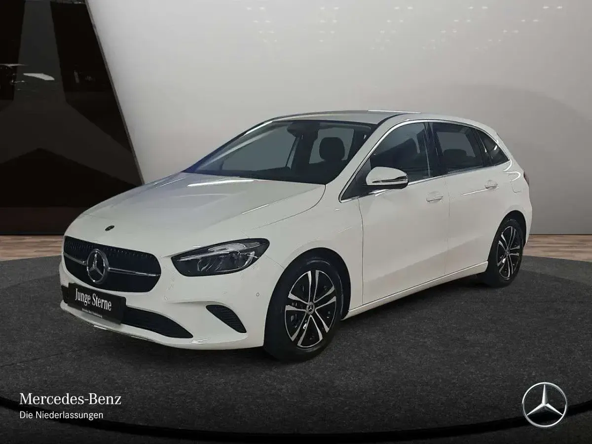 Gebraucht Mercedes B180 Progressive 136 PS (100 kW) 2025 Weiß Kleinwagen