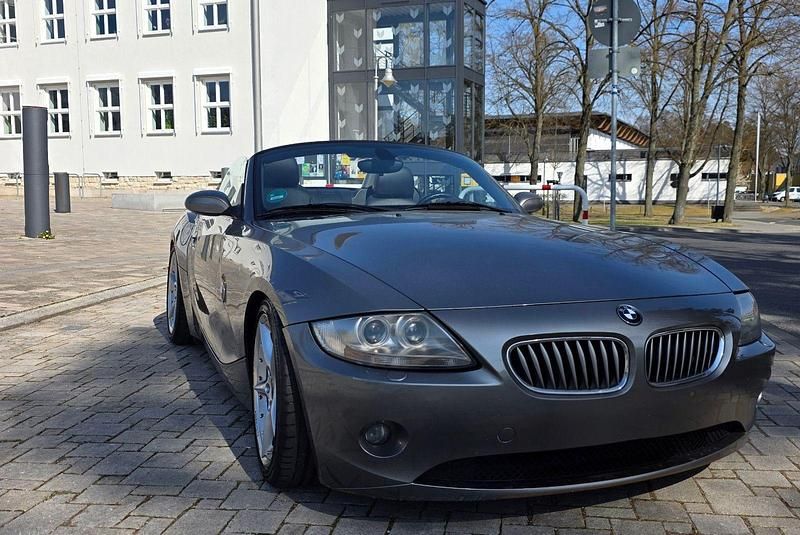 Gebraucht BMW Z4 Performance 192 PS (141 kW) 2003 Grau Cabrio