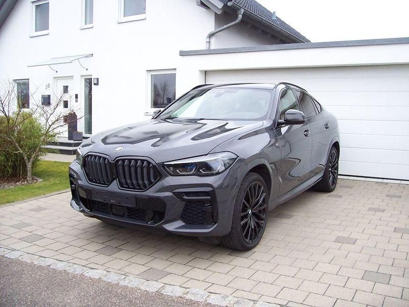 Gebraucht BMW X6 M50 Performance 530 PS (389 kW) 2022 Grau SUV