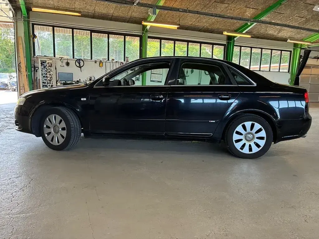 Gebraucht Audi A4 163 PS (119 kW) 2007 Schwarz Limousine