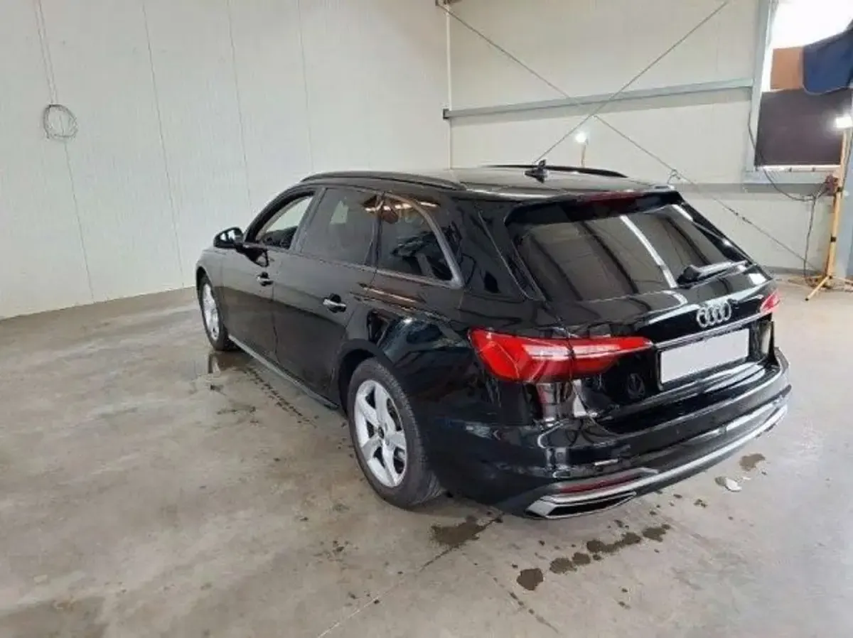 Gebraucht Audi A4 Ambiente 204 PS (150 kW) 2022 Schwarz Kombi