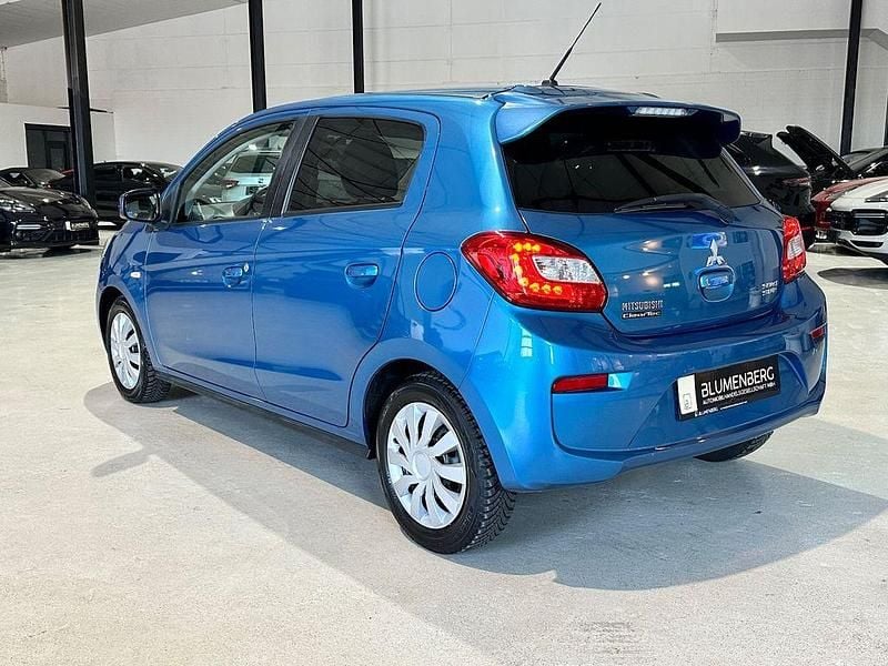 Gebraucht Mitsubishi Space Star Edition 80 PS (58 kW) 2018 Blau Kleinwagen