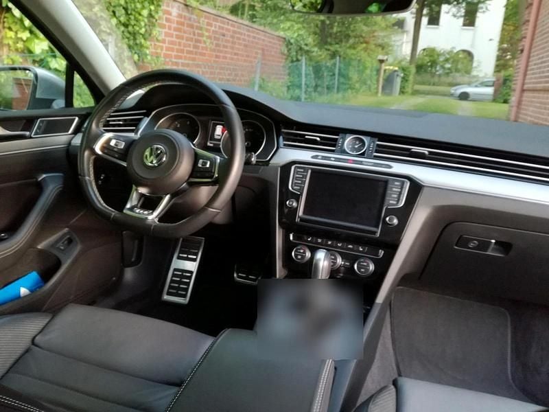 Gebraucht VW Passat R-line 190 PS (139 kW) 2015 Andere farben Kombi