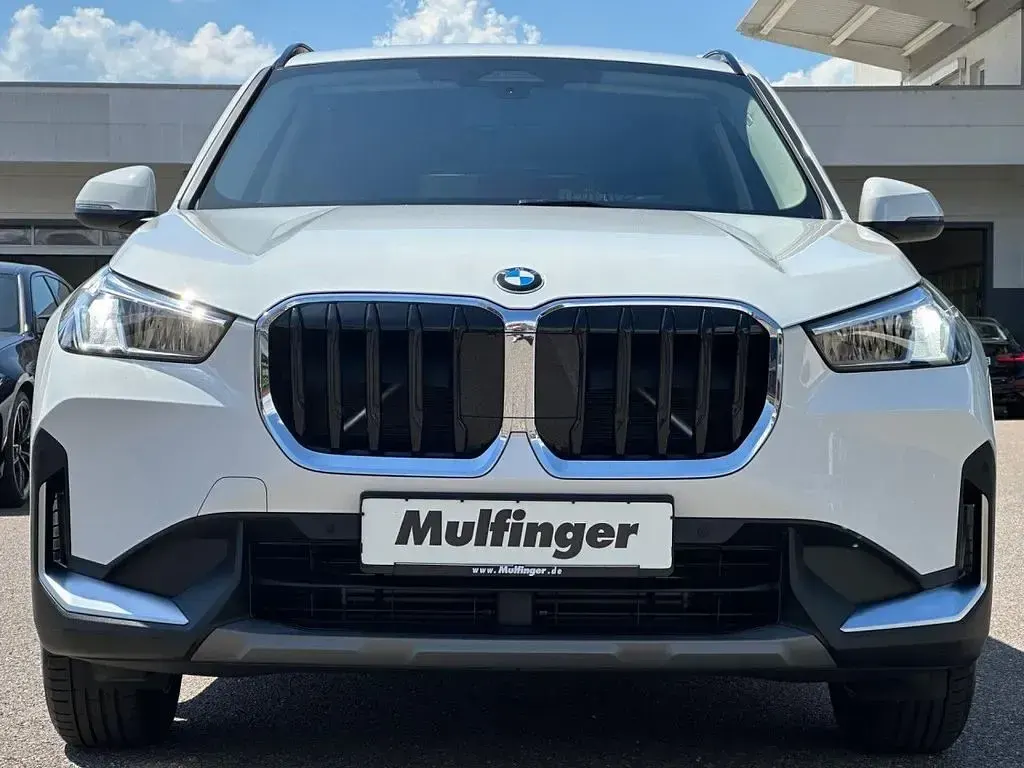 Gebraucht BMW X1 Shadowline 156 PS (114 kW) 2023 Alpinweiss SUV
