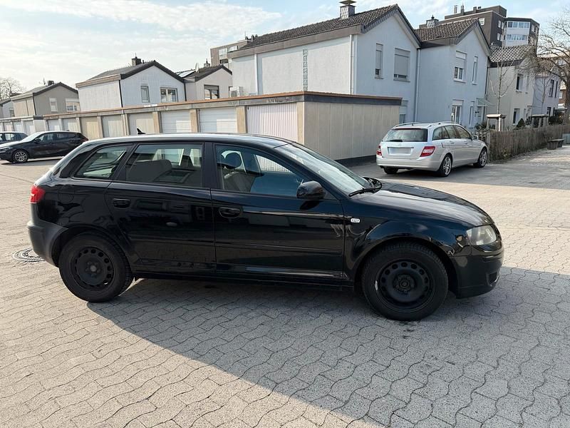 Gebraucht Audi A3 Attraction 140 PS (102 kW) 2007 Schwarz Kleinwagen