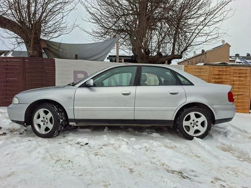 Gebraucht Audi A4 150 PS (110 kW) 1999 Silber Limousine