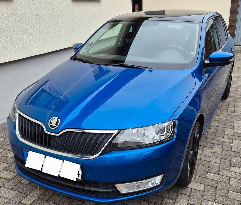 Gebraucht Skoda Rapid Joy 110 PS (80 kW) 2016 Blau Kleinwagen