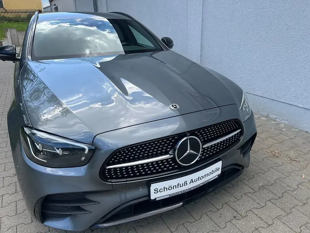 Gebraucht Mercedes E220 AMG line 200 PS (147 kW) 2022 Selenitgrau Kombi