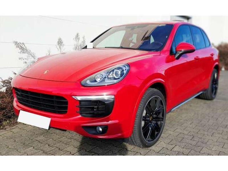 Karminrot Gebraucht 2015 Porsche Cayenne SUV | 38.500 € (Fairer Preis) - Bild 1/4