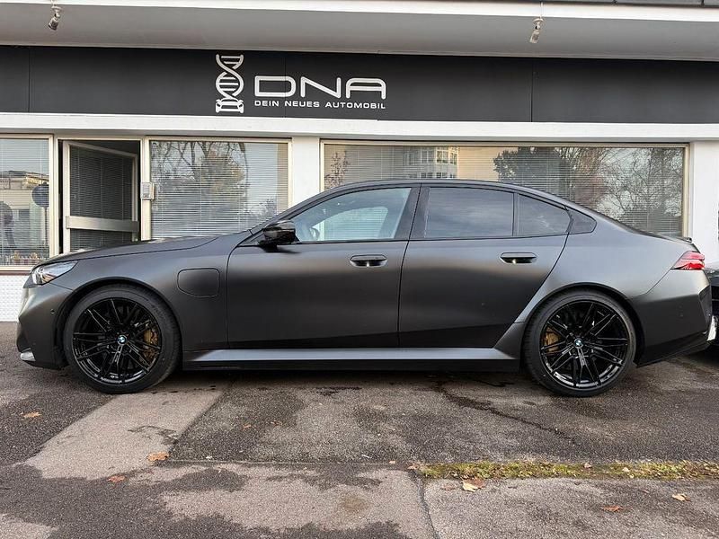 Gebraucht BMW M5 Performance 727 PS (534 kW) 2025 Grau Limousine
