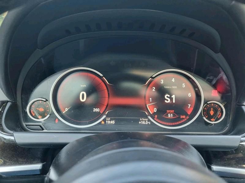 Gebraucht BMW 640 M Sport 320 PS (235 kW) 2014 Weiß Coupé