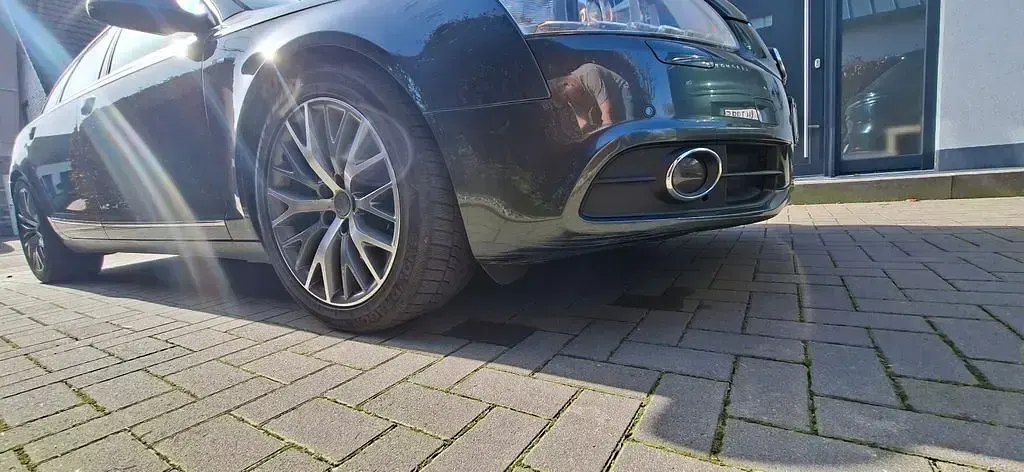 Gebraucht Audi A6 Ambiente 290 PS (213 kW) 2011 Grau Kombi