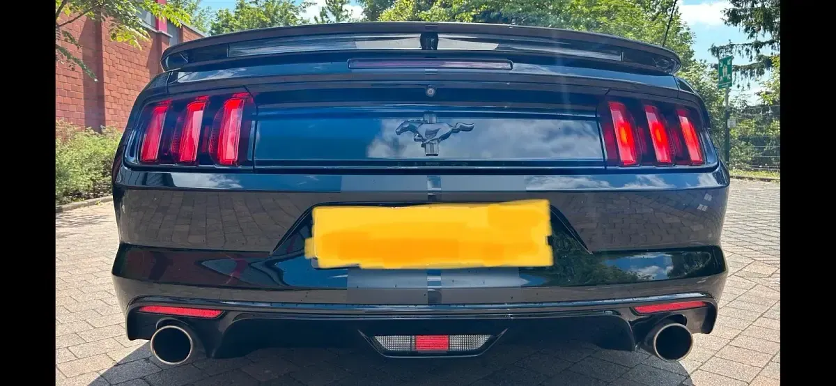 Gebraucht Ford Mustang 305 PS (224 kW) 2015 Schwarz Cabrio