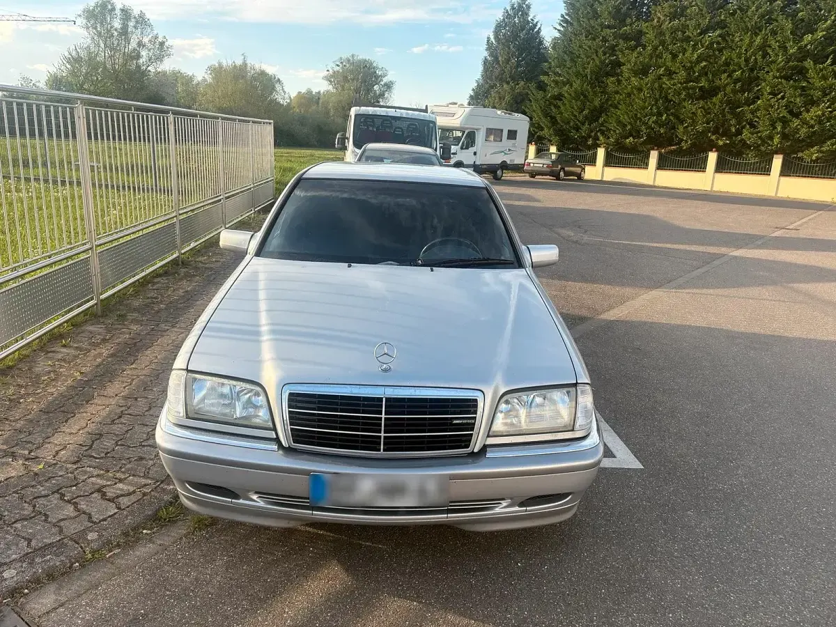Gebraucht Mercedes C240 170 PS (125 kW) 1999 Limousine