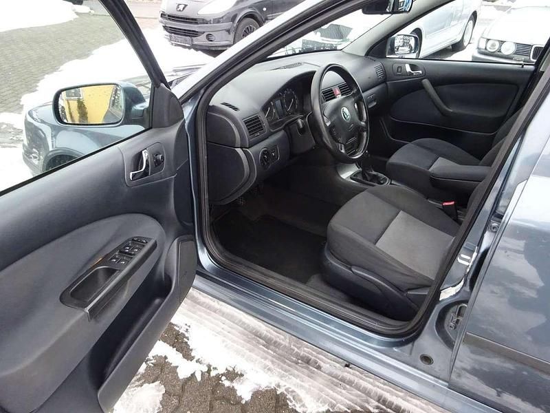 Gebraucht Skoda Octavia 116 PS (85 kW) 2005 Grau Limousine