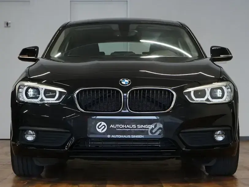 Gebraucht BMW 118 Advantage 136 PS (100 kW) 2018 Schwarz (schwarz ii) schwarz Kleinwagen