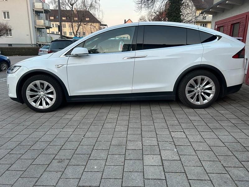 Gebraucht Tesla Model X 244 kW (333 PS) 2016 Weiß SUV