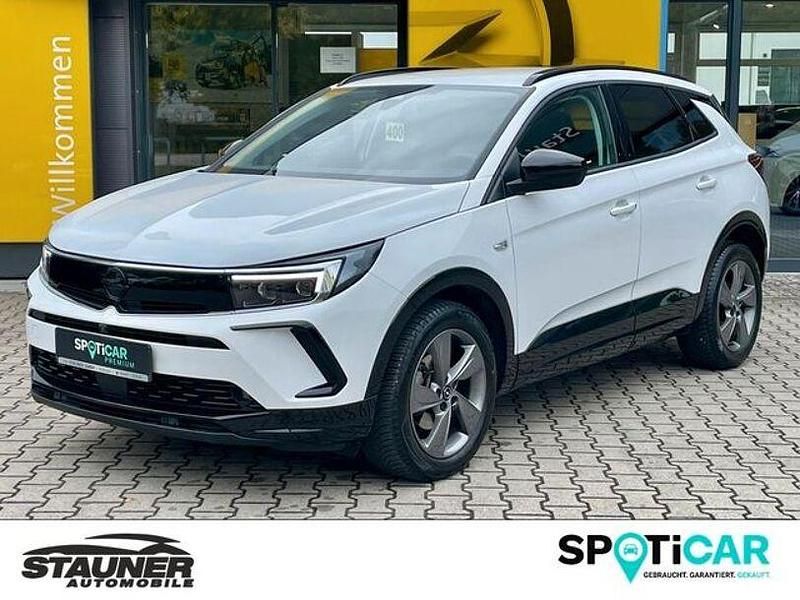 Jade weiß Gebraucht 2024 Opel Grandland X GS Line SUV | 23.980 € (Guter Preis) - Bild 1/4