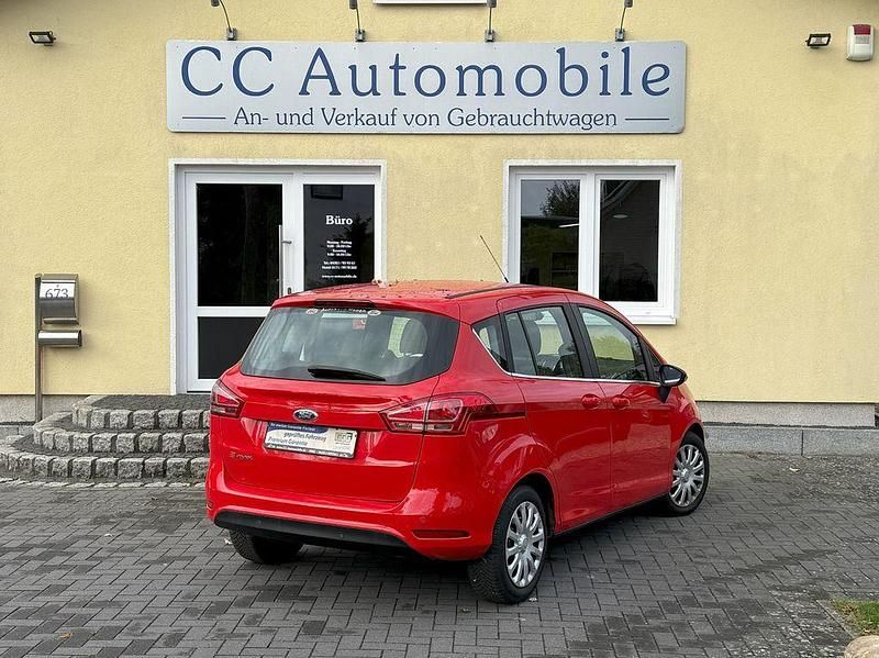 Gebraucht Ford B-MAX Titanium 105 PS (77 kW) 2013 Rot Van / Kleinbus