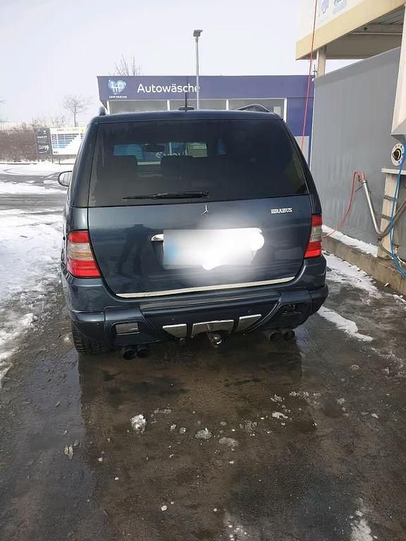 Gebraucht Mercedes ML320 218 PS (160 kW) 1999 Blau SUV