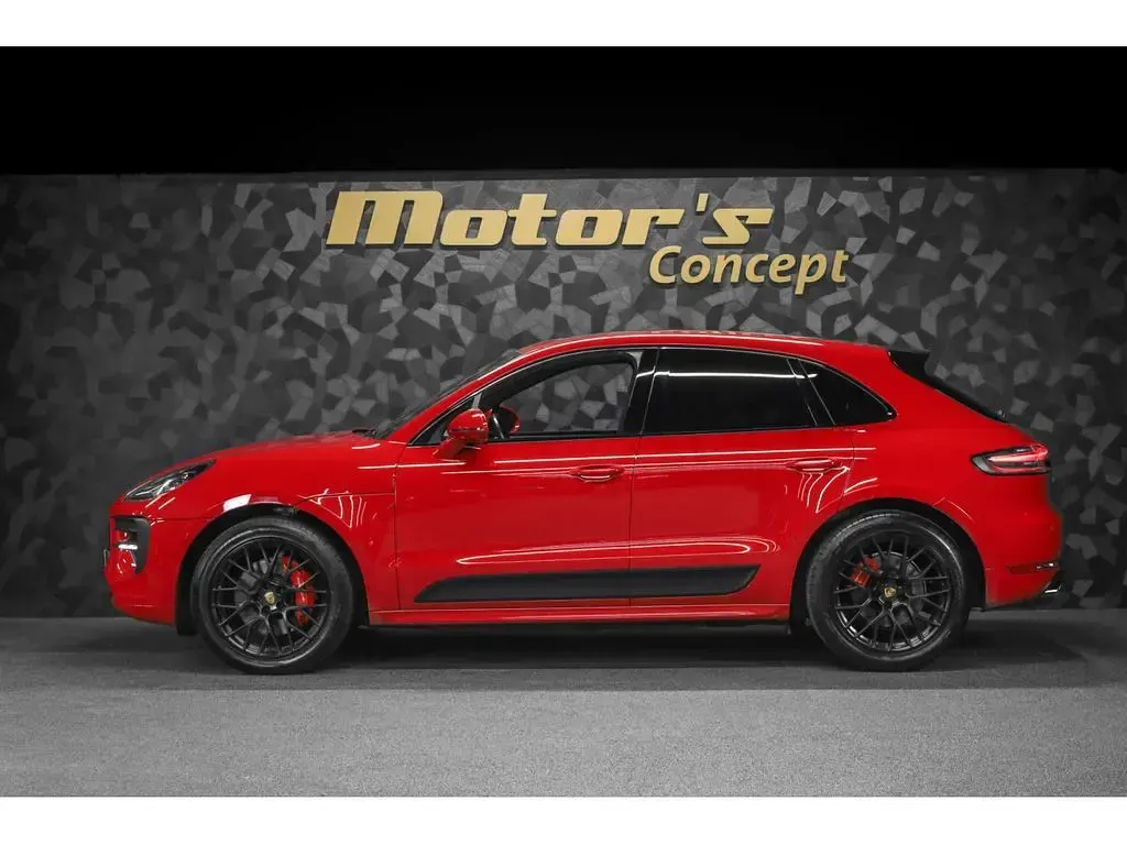 Second-hand Porsche Macan 379 CP (278 kW) 2020 Roșu SUV